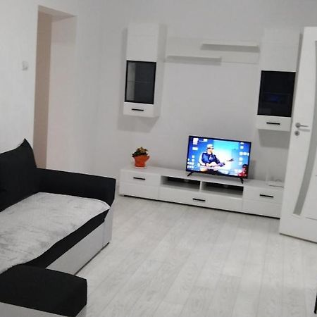 Appartement Apartament à Iasi Extérieur photo